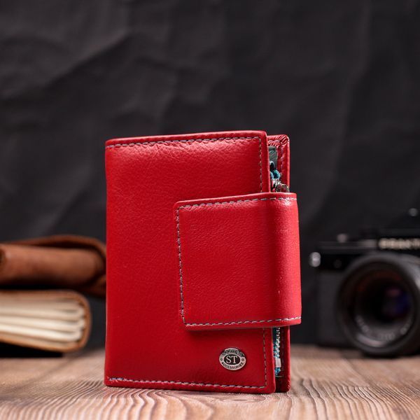 Яскравий шкіряний гаманець для жінок з цікавою монетницею ST Leather 19448 Червоний 19448 фото